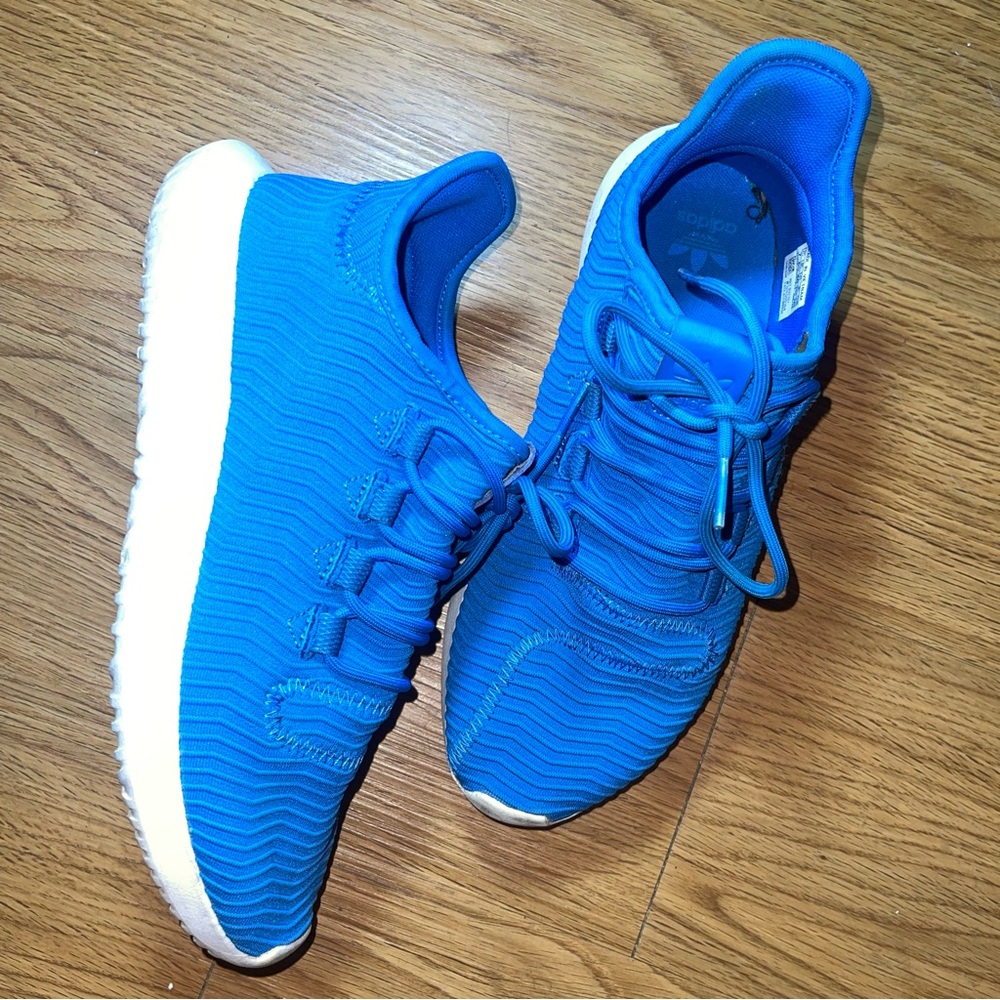 ADIDAS Tubular Sneaker
